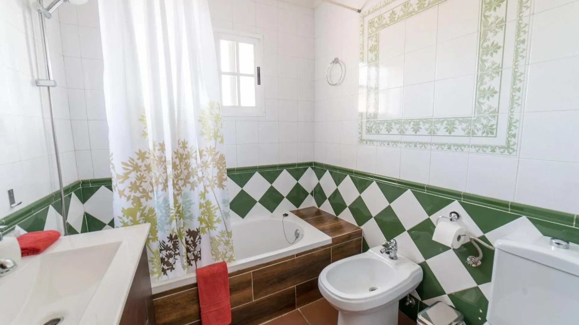 Casa El Laurel Fuer 4 Personenund 2 Kinder Durcal 0*,
