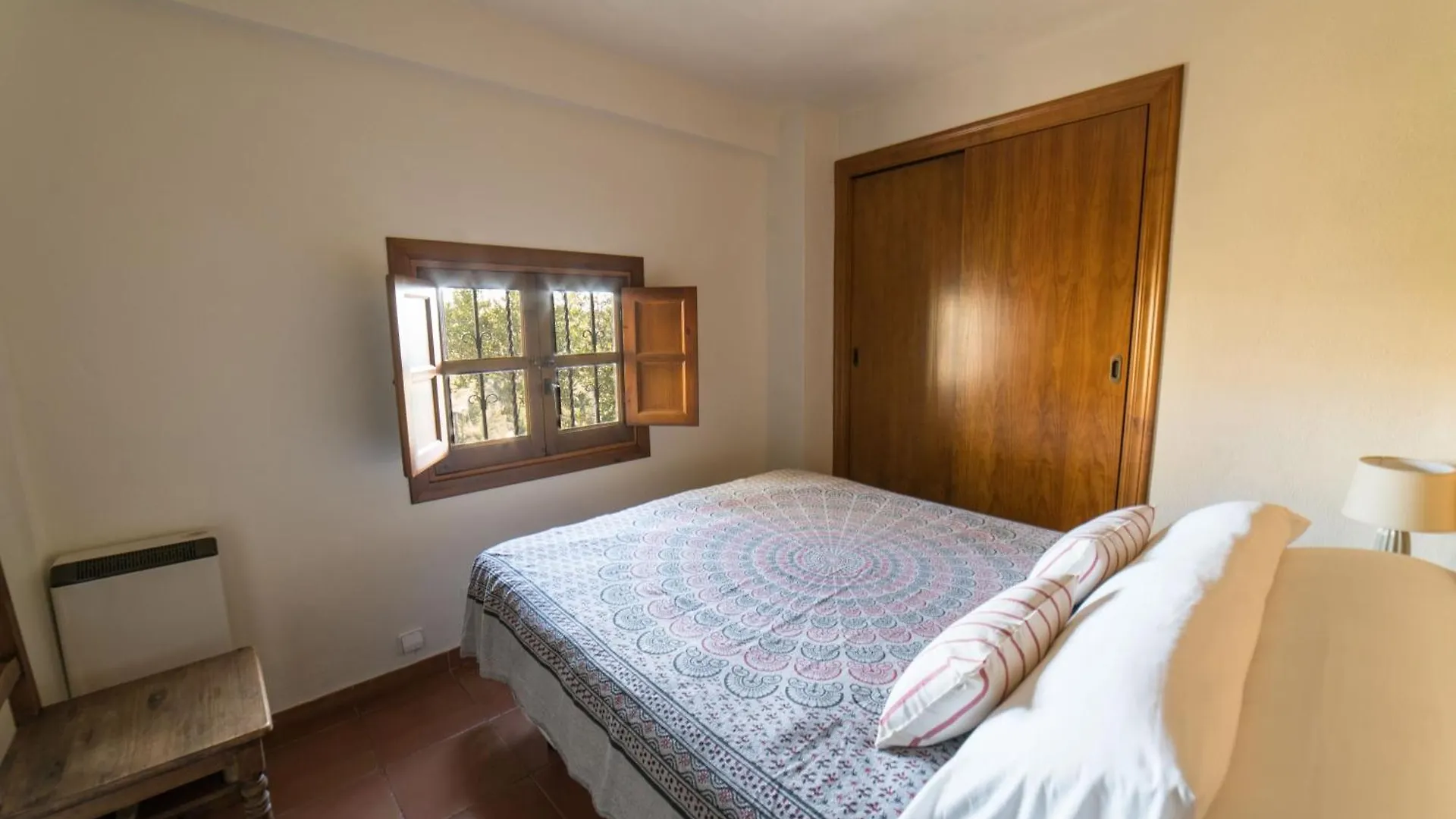 Casa El Laurel Fuer 4 Personenund 2 Kinder Durcal Holiday home