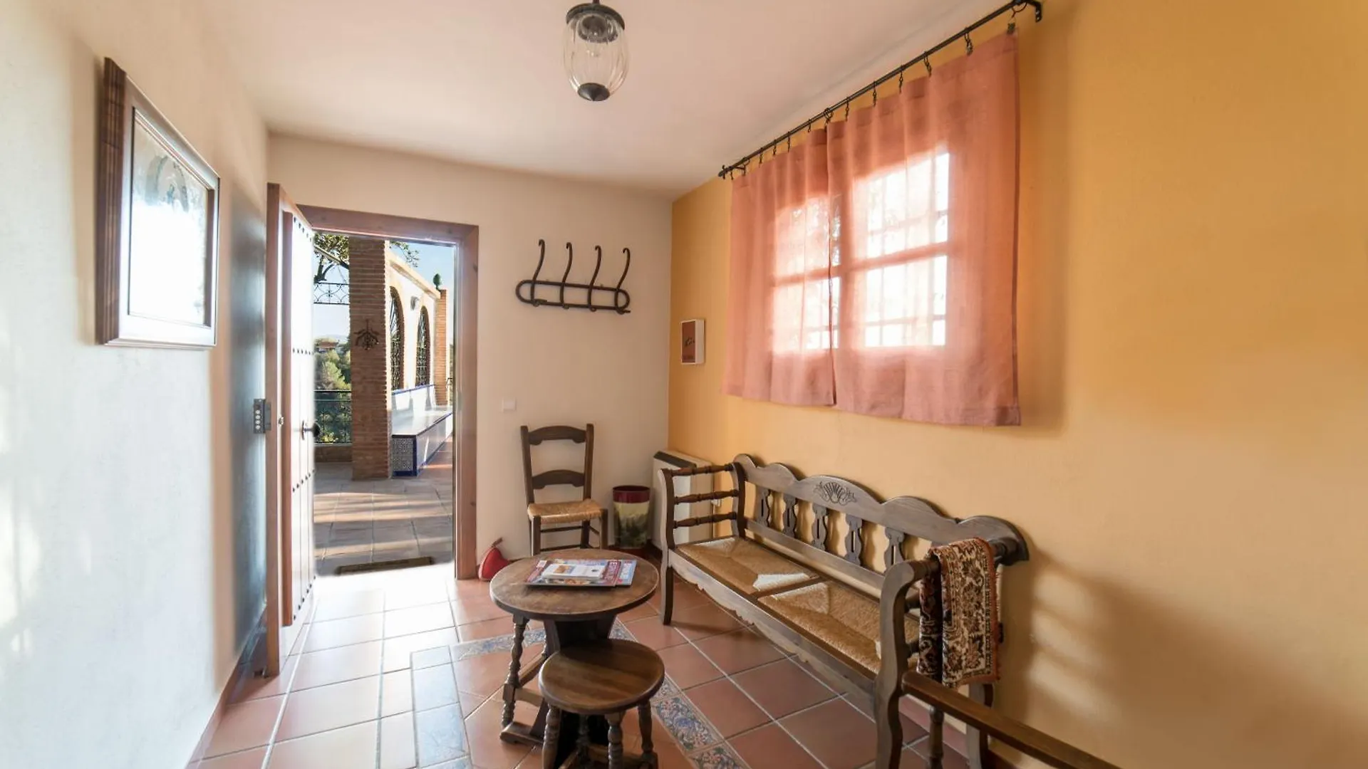 Casa El Laurel Fuer 4 Personenund 2 Kinder Durcal Holiday home